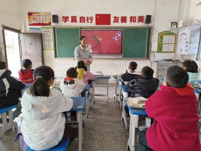 临沮小学：欢乐迎冬至　温情暖人心