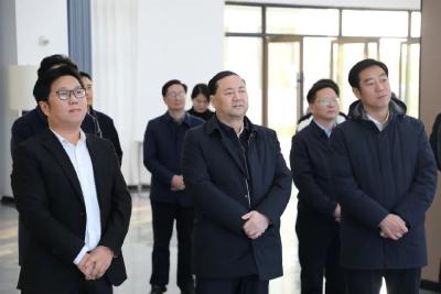 杜海洋在南漳县调研时强调 加快转变发展理念和发展方式 奋力打造产业强生态好社会和百姓富的“幸福样板”