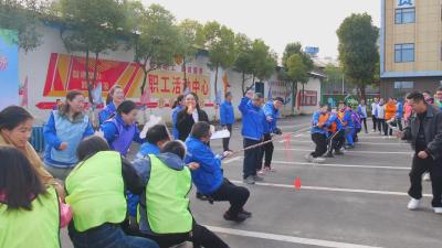 南漳龙蟒磷制品有限责任公司举办趣味运动会  
