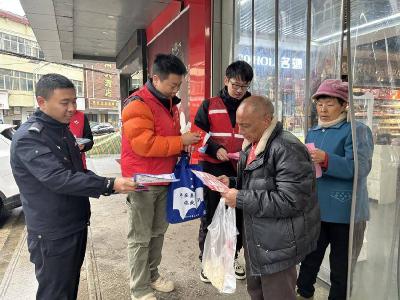 薛坪镇：普法“接地气”　宪法“润民心”