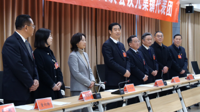 罗兴斌等县领导看望慰问出席南漳县第十九届人民代表大会第四次会议的人大代表 