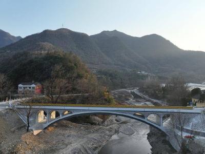 我县桥梁养护工程获点赞