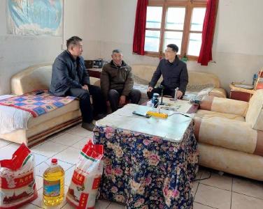 县公共检验检测中心：节前慰问送温暖 寒冬帮扶传真情