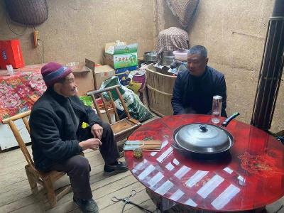 ​长坪镇：走访慰问送关怀 传递祝福暖兵心