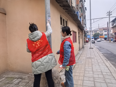 ​花石桥社区：清‘癣’护环境 共筑文明梦