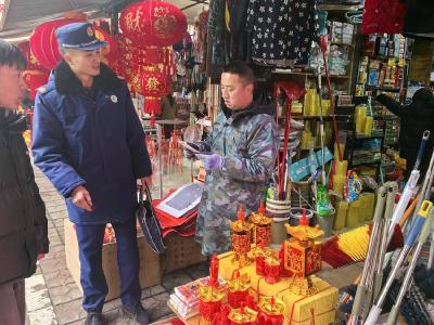 南漳消防：“节后”上班第一天　沿街宣传护平安