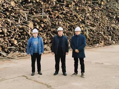 县林业局：上门服务解难题　持续优化营商环境