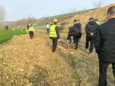 襄宜高速南漳九集段挖沟放线工作全面启动