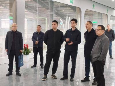 省农业事业发展中心调研组到我县调研养殖废弃物利用工作