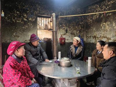 薛坪镇妇联携手企业家情暖困境儿童