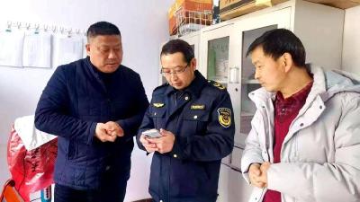 县市场监管局：“随机查+集中训”守护师生“舌尖上的安全”