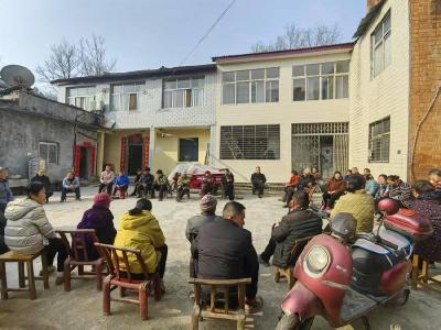 ​黄垭村：干群心连心 共建好家园