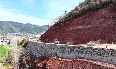 我县加速推进251省道改扩建工程