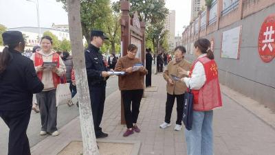 ​徐庶社区“反诈小课堂”守护居民平安