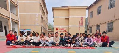 我县开展关爱留守困境儿童心理健康活动