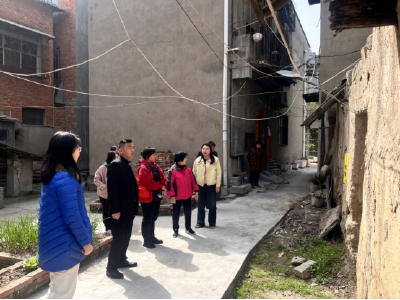 城关镇：人大助力背街小巷“改”出幸福感