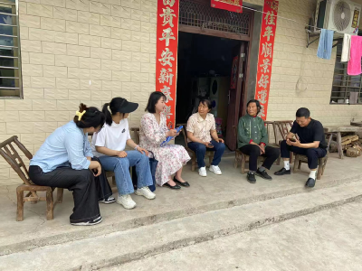 县政府办开展“向阳·家有暖”活动