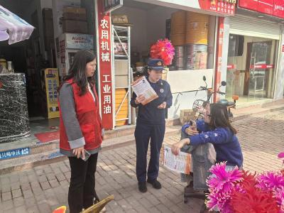 南漳消防：防火宣传进商铺 携手社区护平安