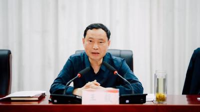 ​县财政系统作风建设暨年轻干部座谈会召开