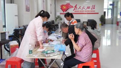 县残联开展第三十五次“全国助残日”活动  