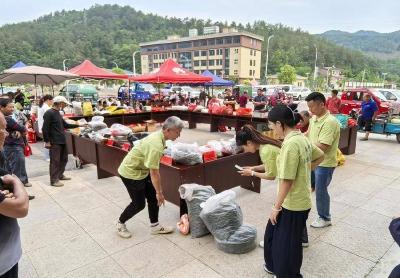 ​邮政助农直播火热开播 特色农产品搭上“数字快车”