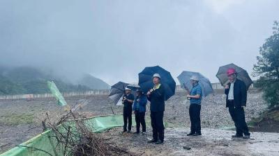 市水利和湖泊局督导检查我县安全生产及防汛工作