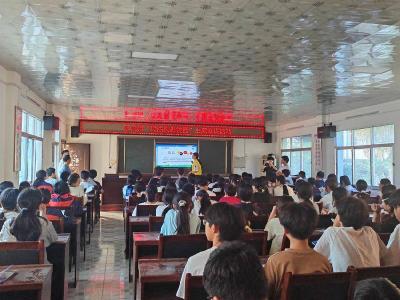 东巩镇：安全宣传进校园 护航青春筑防线