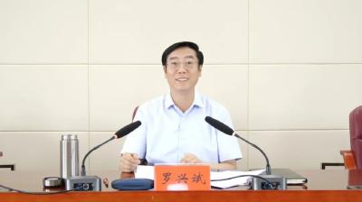 罗兴斌在县委社会工作会议上强调：统一思想把握关键主动作为，共同开创全县社会工作新局面 