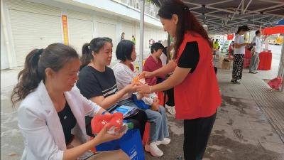 县总工会开展“工会驿站助力高考　志愿服务为梦护航”活动