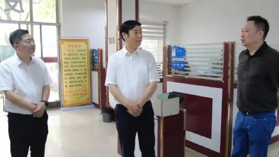 罗兴斌：深入贯彻中央八项规定精神学习教育 持续深化群众身边不正之风和腐败问题集中整治 不断提升群众获得感幸福感安全感