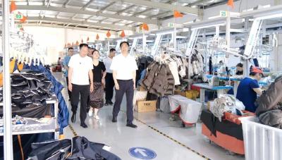 罗兴斌：构建完善“妈妈岗”就业服务体系，拓宽育儿妇女就业之路 