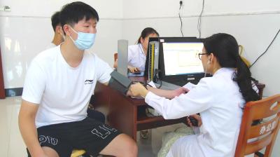 严把征兵体检关 挑选优质好兵员