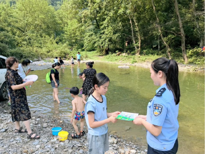 ​李庙镇开展暑期安全和禁毒宣传活动