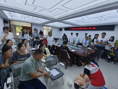 我县举办第二期大学生应急救护培训班