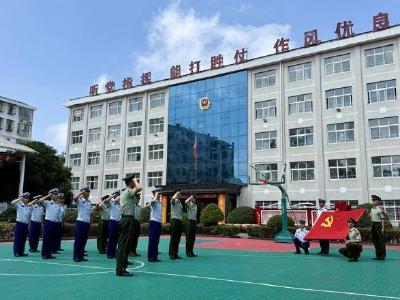 县消防大队开展“过政治生日 守入党初心”主题活动