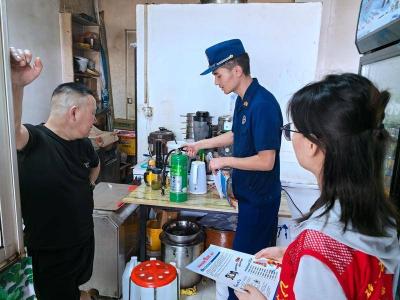 县消防救援大队：共度炎夏关 共织安全网