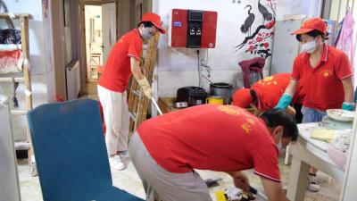 城关镇凤凰山社区：网格沉下去　民心暖起来  