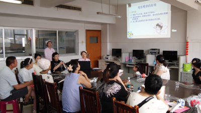 县人民医院组织开展世界母乳喂养周宣传活动  