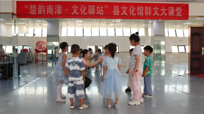 萌娃暑期练口才 非遗讲解有模样  