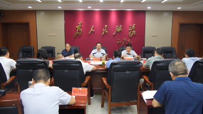 我县召开大气污染防治攻坚工作督办和农村黑臭水体治理试点项目推进会议  
