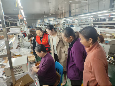 花石桥社区：“爱心工坊”架起就业暖心桥