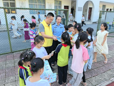 ​李庙镇开展禁毒宣传进校园活动