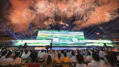 86分钟纵览长江三峡古今风华——第十六届中国长江三峡国际旅游节文化惠民演出侧记 