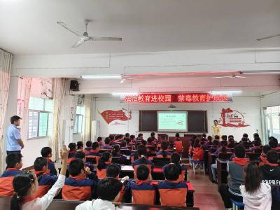 东巩镇：筑牢校园防毒墙 守护少年成长路