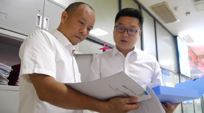我县为14处烈士陵园办好“红色身份证”  
