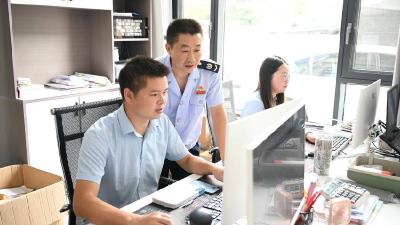郭照强：热血军魂守荆山　丹心税月映沮水
