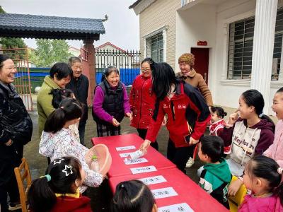 清河管理区：九九重阳 “一老一小”共绘幸福图景
