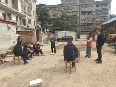 ​玉印社区：“小板凳”架起民心桥　老旧小区改造有妙招