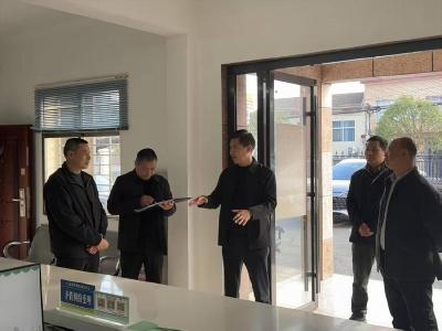 县委政法委工作专班到清河管理区指导综治中心规范化建设