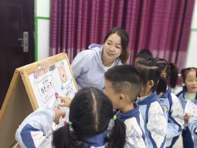 城关中心幼儿园举办教学大比武